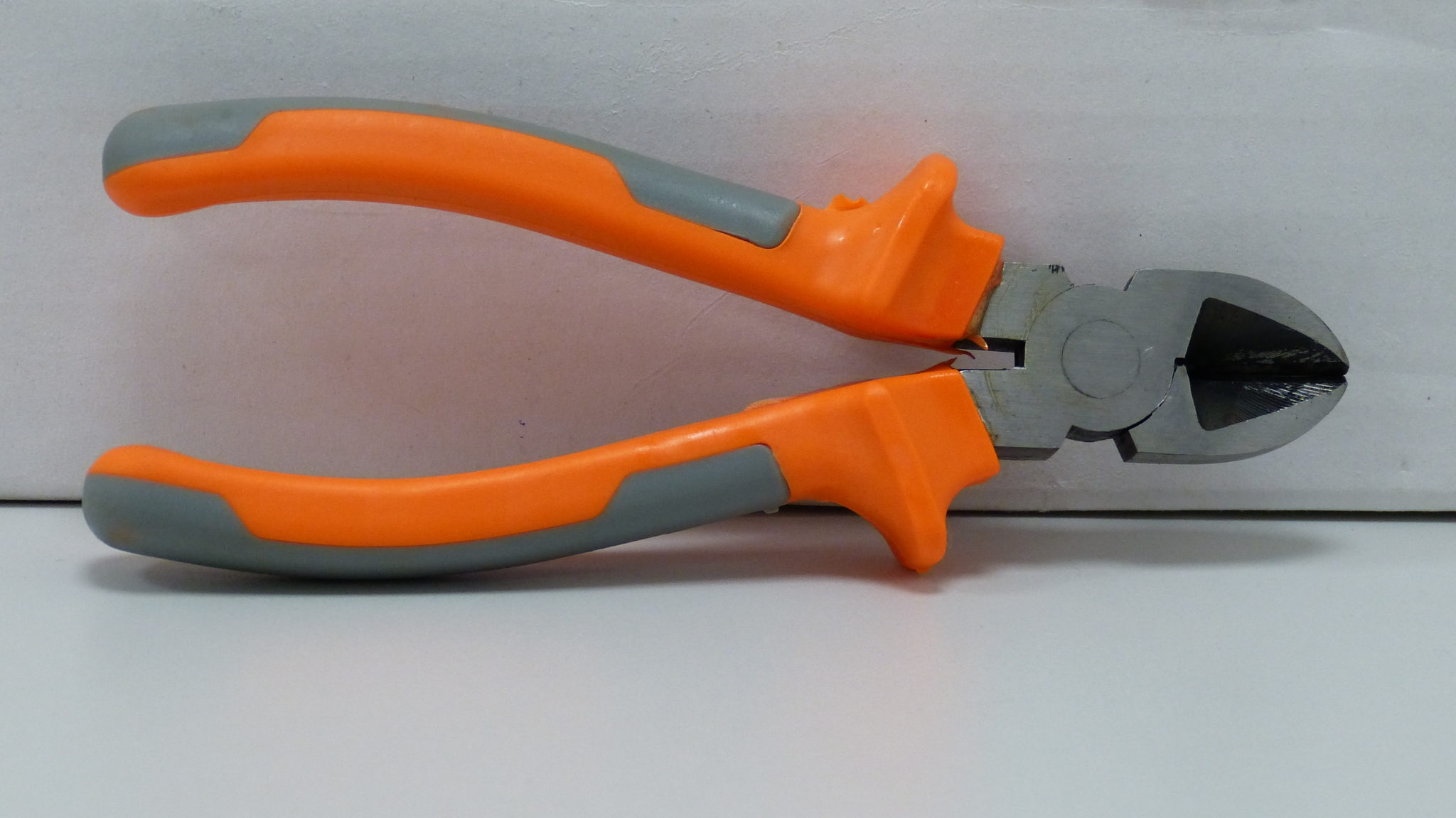 Plier DiagonalCut HeavyDuty Plastic Covered Handle 150Mm Top