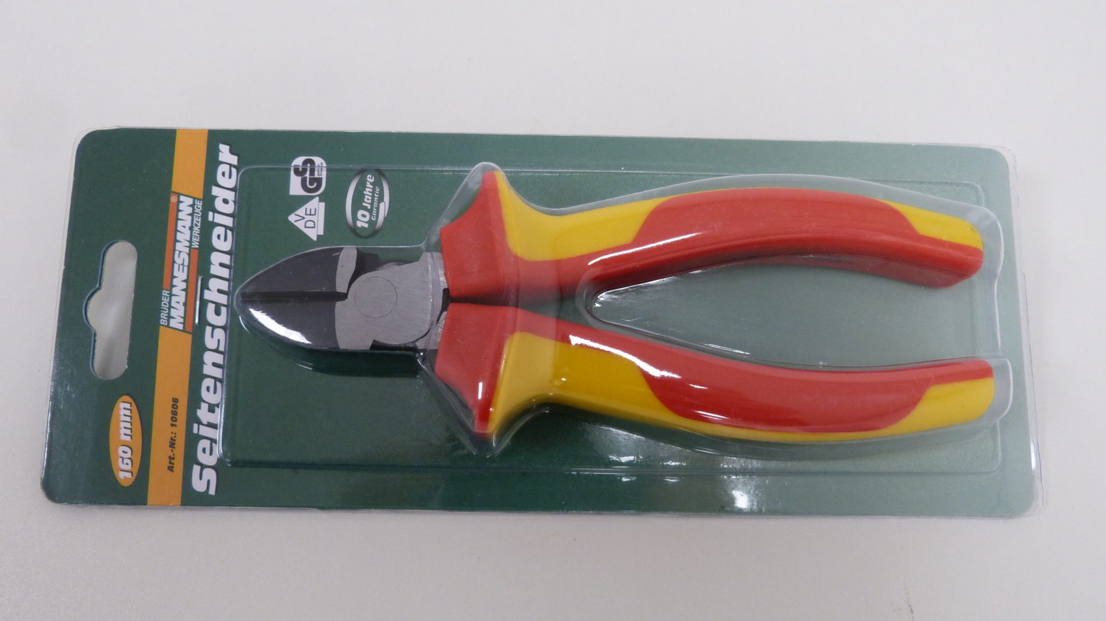 Plier DiagonalCut HeavyDuty Plastic Covered Handle 150Mm Top
